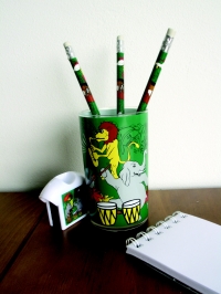 Animal Band Gift Set Beaker 3 Pencils + Sharpener Sheet Music Songbook